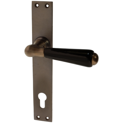 Wohnungstürgarnitur Giesing in Messing, antik