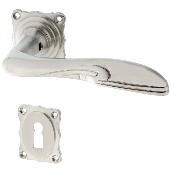 Zimmertürbeschlag aus Messing quadratische Form silber matt